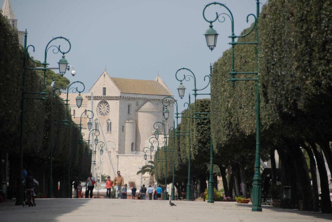 B&B Fabricanovantacinque Trani Buitenkant foto