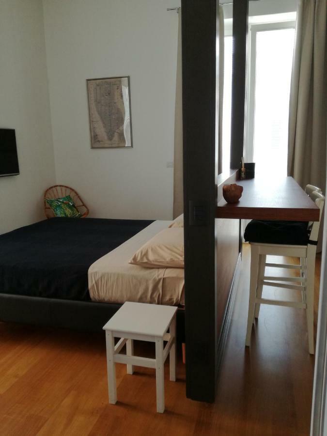 B&B Fabricanovantacinque Trani Buitenkant foto